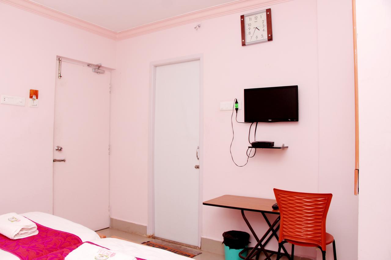 Hotel Royal Grand Days Chennai Exterior foto